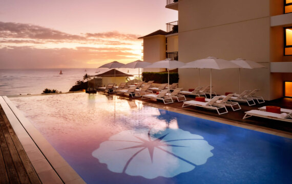 Sunset at Halepuna pool