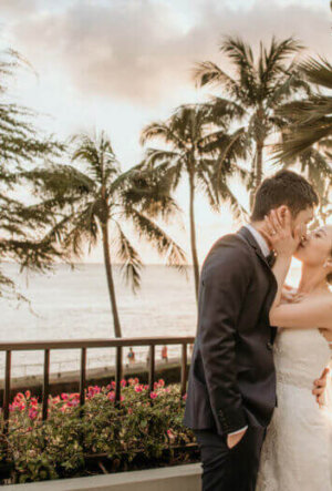 Wedding couple at Halekulani